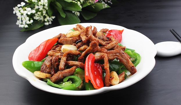 青椒炒拆骨肉
