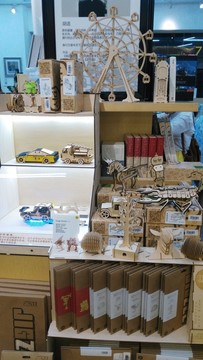書店 紙制模型