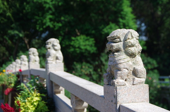 石獅子