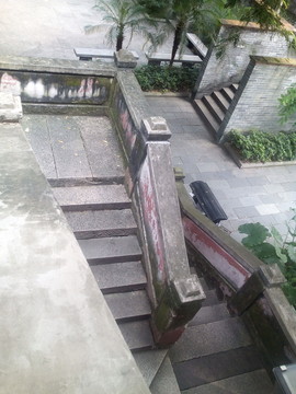 順德鐘樓臺階