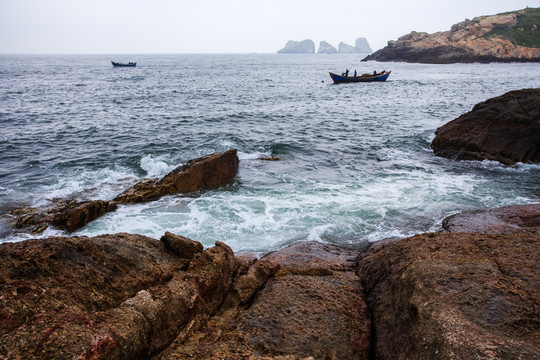 海上捕魚船