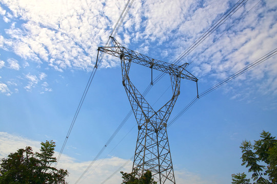 輸電鐵塔