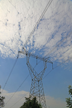 高壓輸電塔  天空
