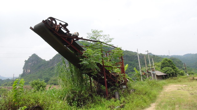 廢棄的淘沙機(jī)械