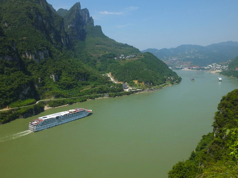 三峽旅游郵輪