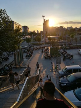 日出 日落 城市 熱情 天空