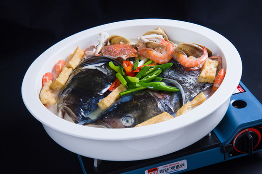 雄魚(yú)頭海鮮