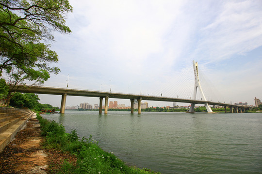 江西省鷹潭市信江大橋