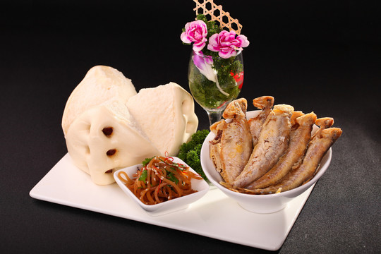 油扣大饃饃