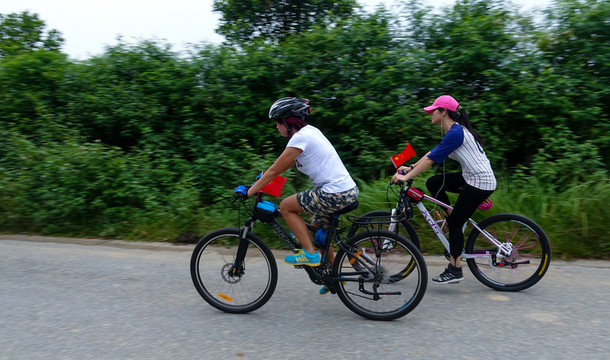 自行車(chē) 戶(hù)外運(yùn)動(dòng)