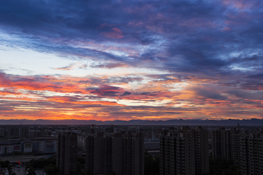 夕陽西下的云霞