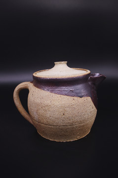 粗陶茶壺