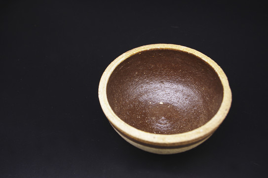 粗陶碗