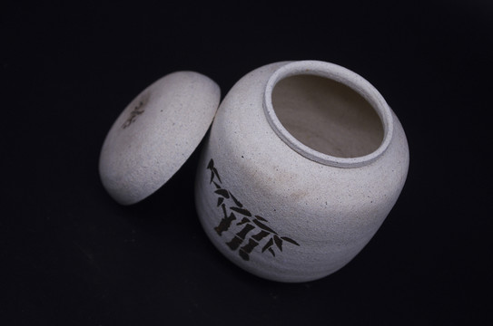土陶罐子