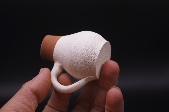 粗陶藝術(shù)品