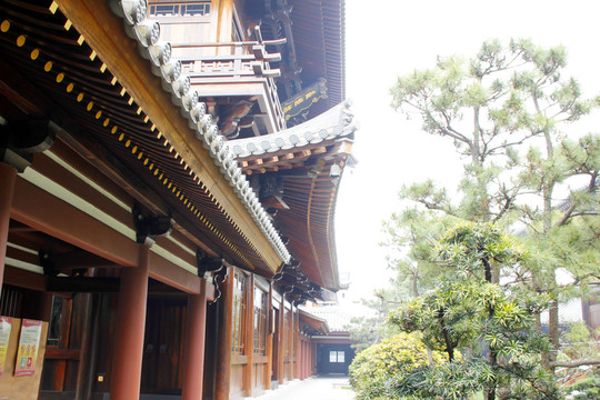 寶山寺