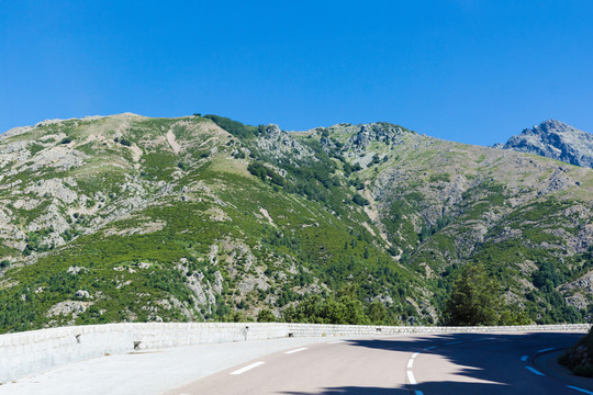 山間公路