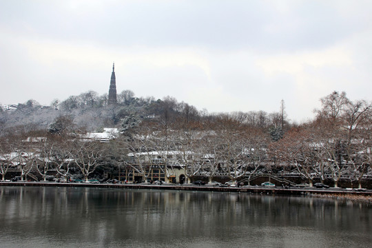 西湖雪
