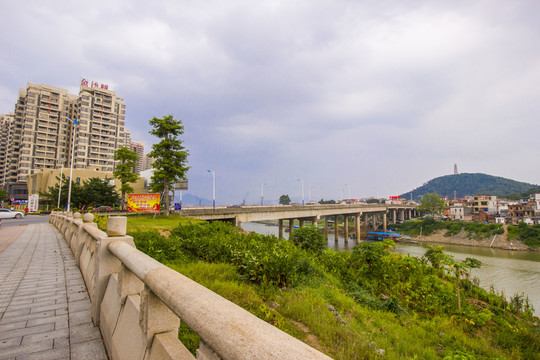 廣東省肇慶市新興江口大橋