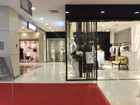女裝店