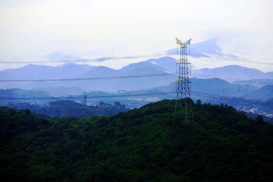 青山 遠(yuǎn)山