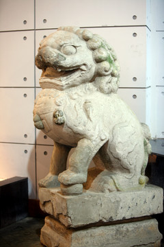 石獅子