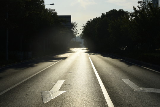 車行道路