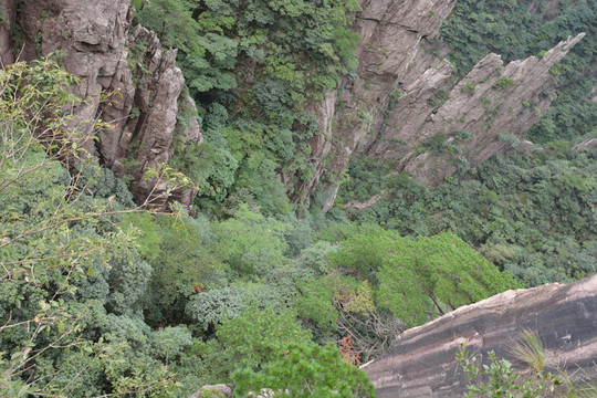 黃山奇峰怪石