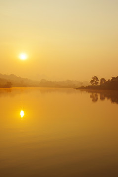 湖泊風(fēng)景
