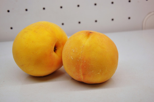 黃桃 桃子