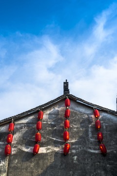 山墻與紅燈籠