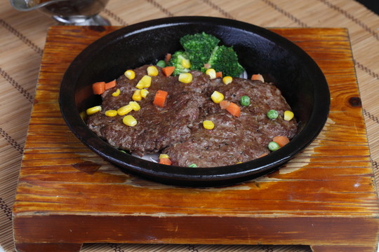 鐵板牛排