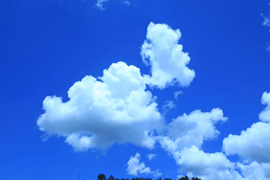 白云藍天