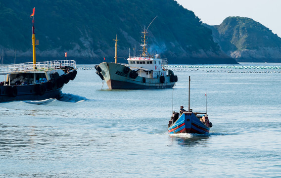 漁船 船 海水 大海 木船