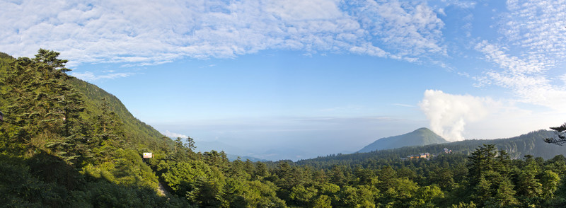 峨眉山高清全景圖