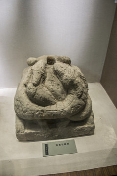 雙首石辟邪