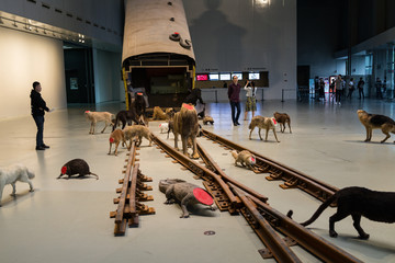 余德耀美術(shù)館展品 展覽大廳