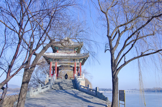 頤和園亭子
