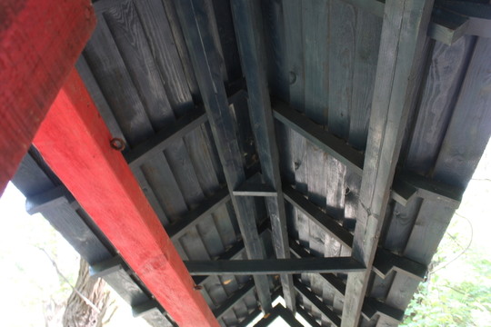 木結(jié)構(gòu)涼亭