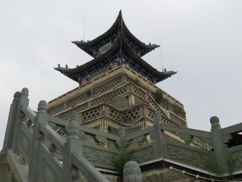 五泉山