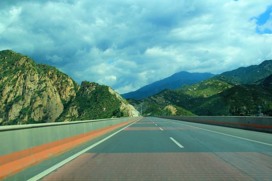 高速公路