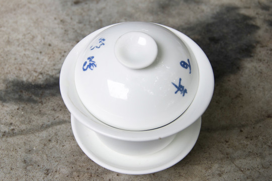 鶴鳴茶社
