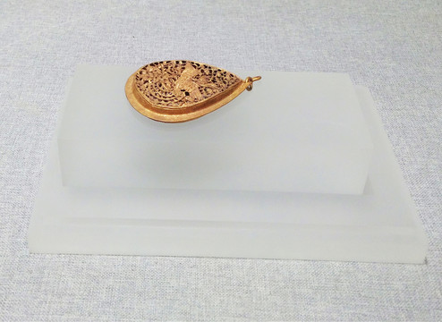 明代金牌飾