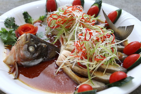 鯧魚(yú)