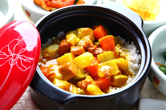 咖喱蓋飯