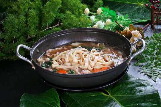 牛肉火鍋面