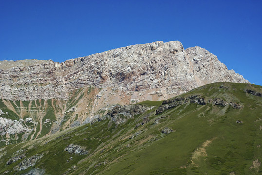白石峰