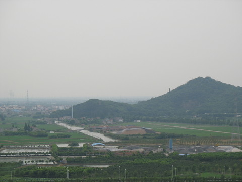 山頂遠(yuǎn)眺