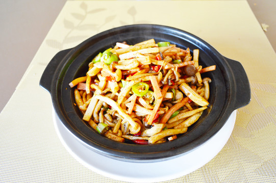 沙煲干撈菌