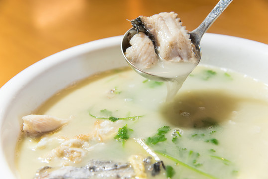 農(nóng)家菜魚湯